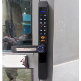 Khóa cửa vân tay cửa nhôm Hubert HBCN39 App Wifi